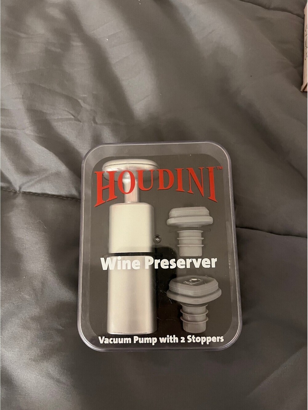 Houdini Wine Preserver Vacuum Pump with 2 Stoppers